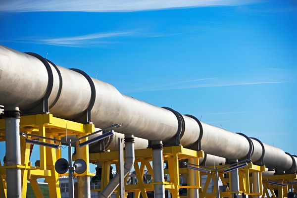 Why Are Nickel Alloy Pipes Widely Used in High-Temperature and High-Pressure Oil and Gas Applications?